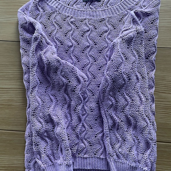 Lilac to purple oversized sweater, suitable for fall and spring. Size M. - Picture 6 of 9